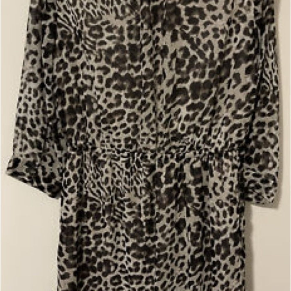 Vince Camuto Black and Gray Animal Print Long Sleeve Dress